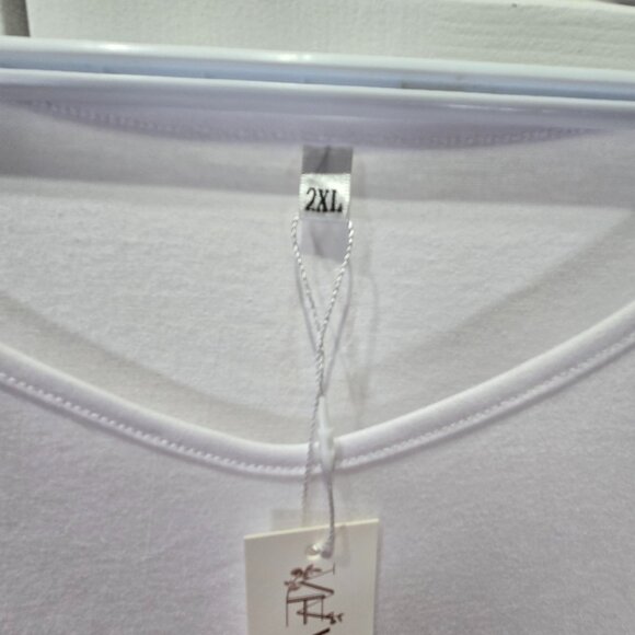 NWT Women’s White Long Sleeve Top with Semi-Sheer Sleeves – Size 2XL - Picture 3 of 6